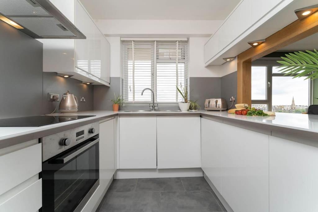 Lovely Apartment With Spectacular Views & Free Parking Brighton Ngoại thất bức ảnh