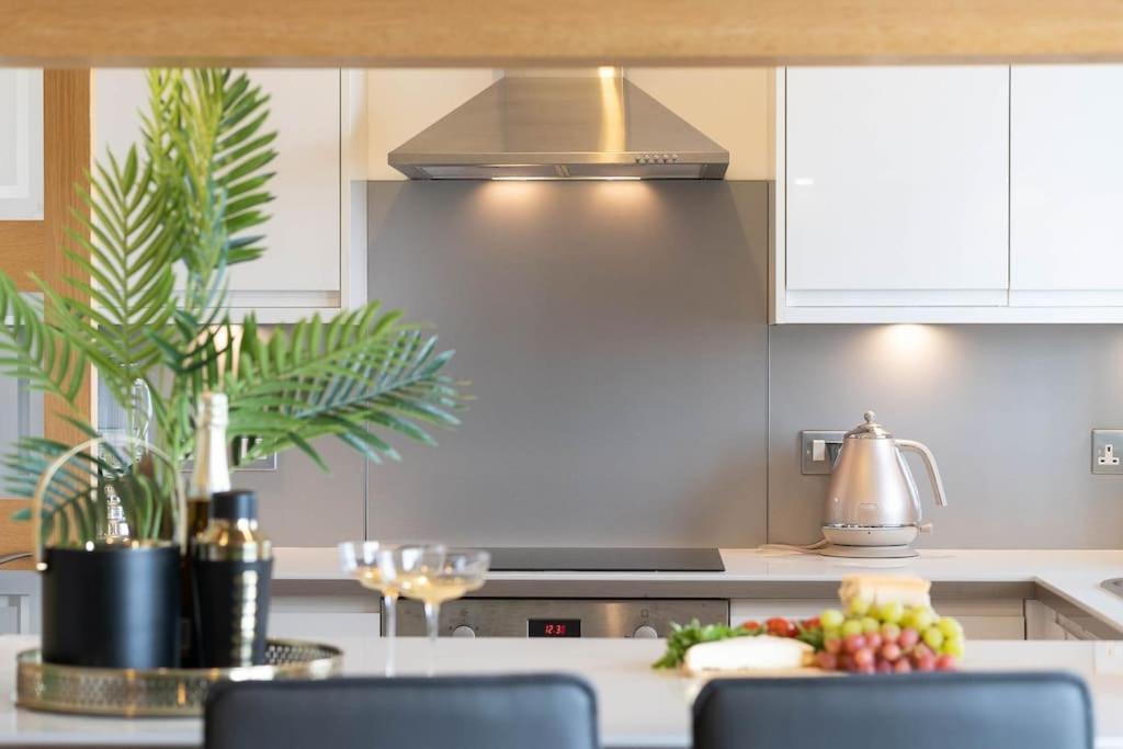Lovely Apartment With Spectacular Views & Free Parking Brighton Ngoại thất bức ảnh